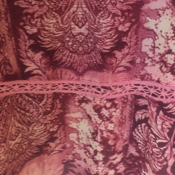 Burgundy batik print lined chiffon skirt - Picture 3 of 4